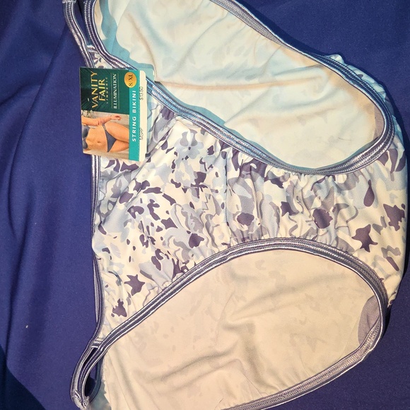Vanity Fair Illumination Bikini Panties Set Of 2 Size 8 XL - Picture 4 of 5